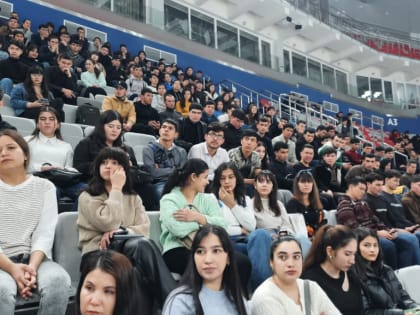 Иностранным студентам МГУ им. Н.П. Огарёва разъяснили традиционные российские духовно-нравственные ценности