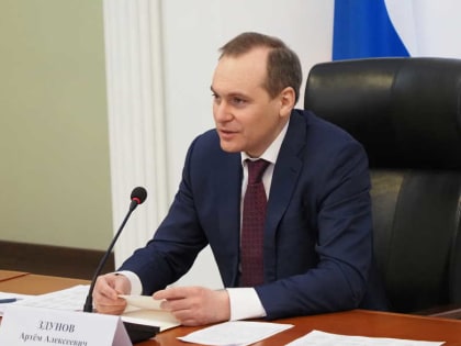 Артём Здунов: «Мы должны привести в порядок школьную спортивную инфраструктуру»