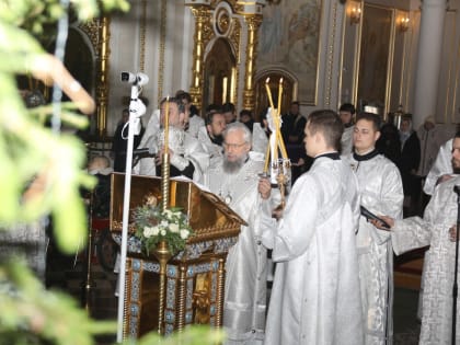 В Рождественский сочельник митрополит Зиновий совершил Литургию и рукоположение в диаконы