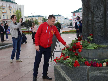 Мордовское республиканское отделение КПРФ поздравляет!