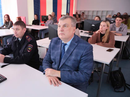 ДЛЯ СТУДЕНТОВ МГПУ ПРОВЕЛИ ПРОФИЛАКТИЧЕСКУЮ ЛЕКЦИЮ НА ТЕМУ ДИСТАНЦИОННОГО МОШЕННИЧЕСТВА