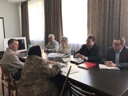 Дмитрий Кузякин рассмотрел обращения жителей Атяшевского района