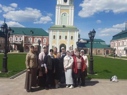 Сотрудники детского сада «Сказка» п.Комсомольский Чамзинского района совершили паломническую поездку в Рождество-Богородичный Санаксарский мужской монастырь