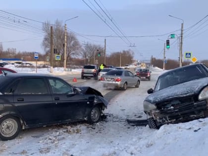 В Саранске на одном и том же месте за несколько часов произошли две аварии
