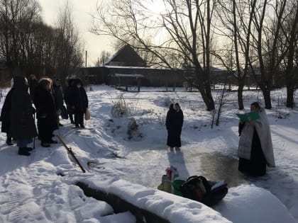 В Успенском приходе с.Марьяновка Большеберезниковского района освятили воды местного Иордана