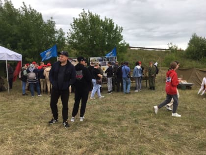 В с.Николаевка Большеберезниковского района прошла Межрегиональная реконструкция «Защитники Харинки», в рамках ежегодных памятных мероприятий в честь строителе Сурского оборонитель