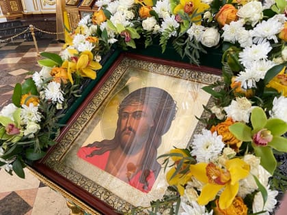 В Великую Среду митрополит Зиновий совершил Литургию Преждеосвященных Даров в кафедральном соборе