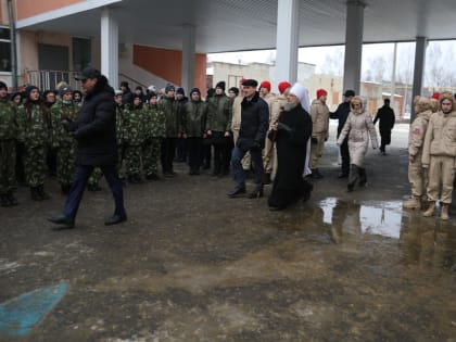 Митрополит Зиновий принял участие в церемонии открытия мемориальной доски в честь героя Андрея Сергеевича Кузнецова