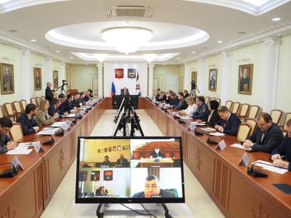 Артём Здунов: «Все катки должны быть в порядке - почищены, освещены, оборудованы, главам лично проконтролировать!»