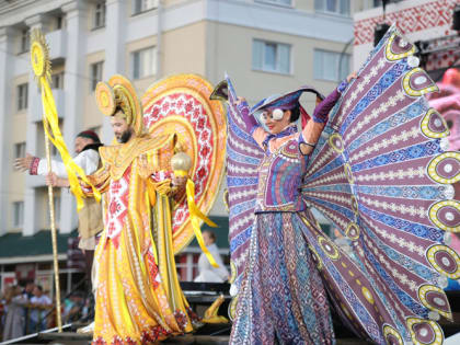 «Мы вместе!»: Грандиозное открытие Всероссийского фестиваля национальных культур в Саранске