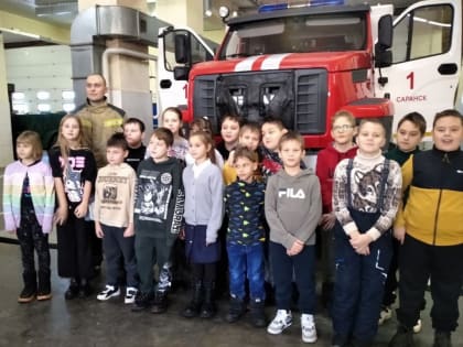 Саранские школьники узнали секреты профессии огнеборцев и повторили важные правила пожарной безопасности