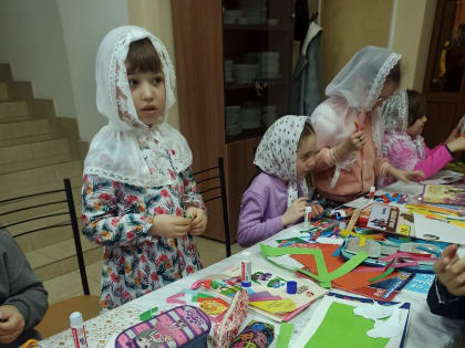 Открытки и бумажные голуби на праздник Благовещения