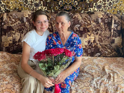 Педагог с большой буквы: Елена Ломайкина проработала в школе 36 лет 