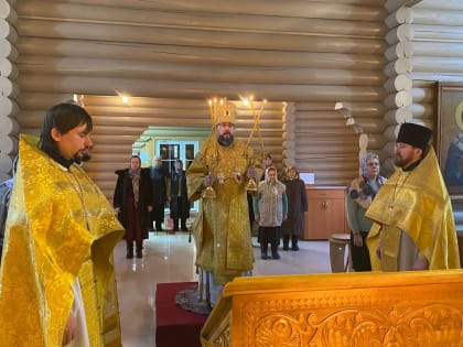 Божественная литургия в храме Новомучеников и Исповедников Российских г.Ардатова