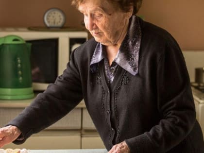 «Придется делиться». Пенсионеров, которые живут в квартире одни, ждут изменения