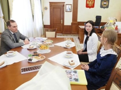 Школьница София Шишкаева встретилась с Главой Мордовии