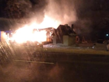 Придорожное кафе «У Сано» сгорело в Мордовии