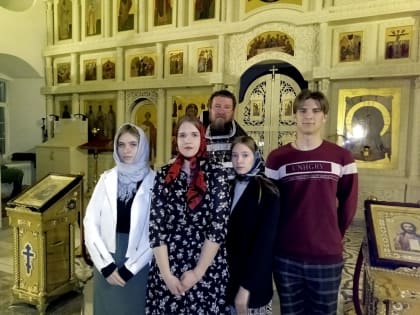 Студенты Ардатовского медицинского колледжа провели субботник на городском кладбище