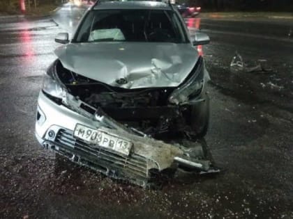 В Саранске нарушители правил дорожного движения устроили аварию