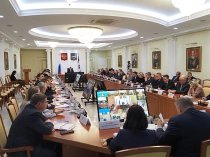 В центре внимания – вопросы безопасности в новогодние праздничные и выходные дни