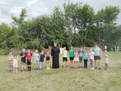 В Кечушевском приходе прошел товарищеский турнир по футболу, приуроченный Престольному празднику свв.Косьмы и Дамиана