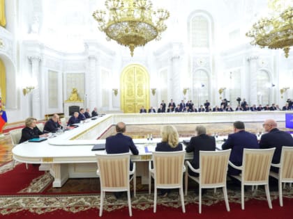 «Нормой жизни должна стать многодетная семья»: Глава Мордовии принял участие в Госсовете