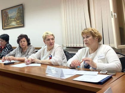 Комиссия по делам несовершеннолетних и защите их прав Пролетарского района провела совещание по организации отдыха, оздоровления и летней занятости детей и подростков