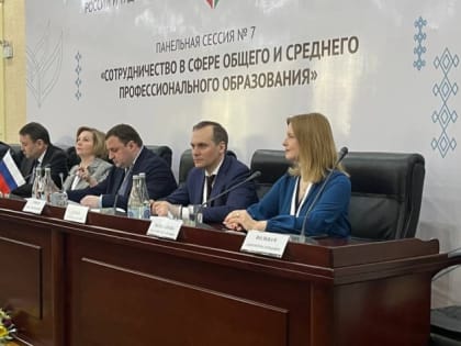 Артём Здунов в составе российской делегации прибыл в Республику Таджикистан