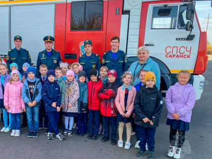 Для учащихся школы № 31 города Саранска сотрудники пожарно-спасательной части провели экскурсию