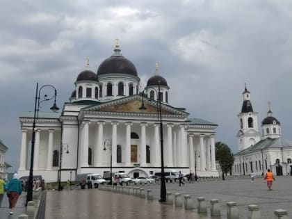 Большеигнатовские паломники посетили святыни старинного града Арзамас