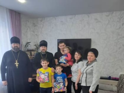 Архипастырь поздравил с гражданским Новолетием и праздником Рождества Христова многодетные семьи Чамзинского района