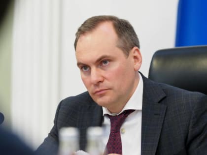Артём Здунов провёл заседание градостроительного совета республики