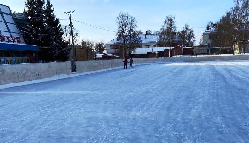 Каток саранск. Стадион Химмаш Рузаевка. Каток около ФОКА Саранск. Рузаевка каток. Городской стадион каток.