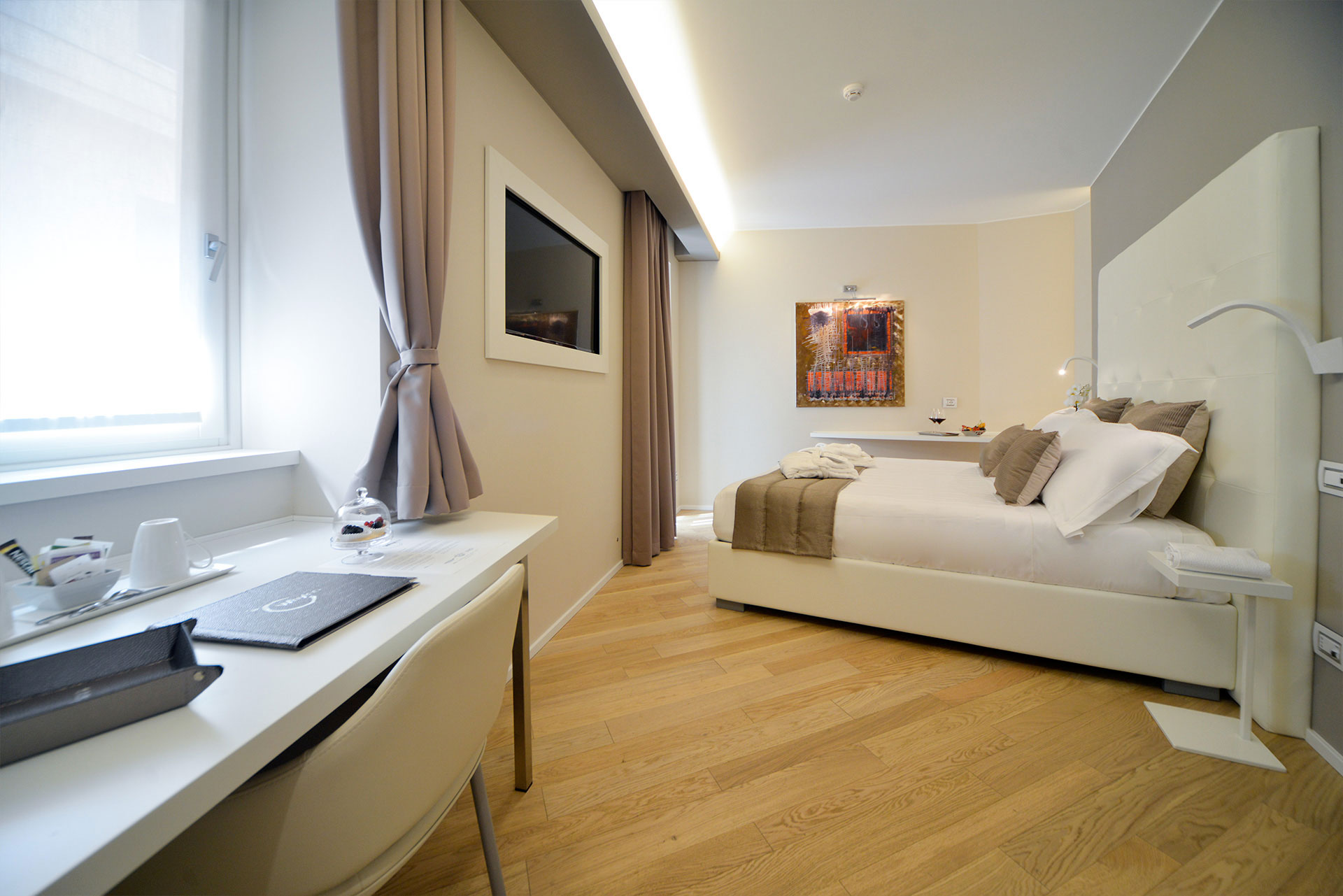 Letto e scrivania di Pensiero