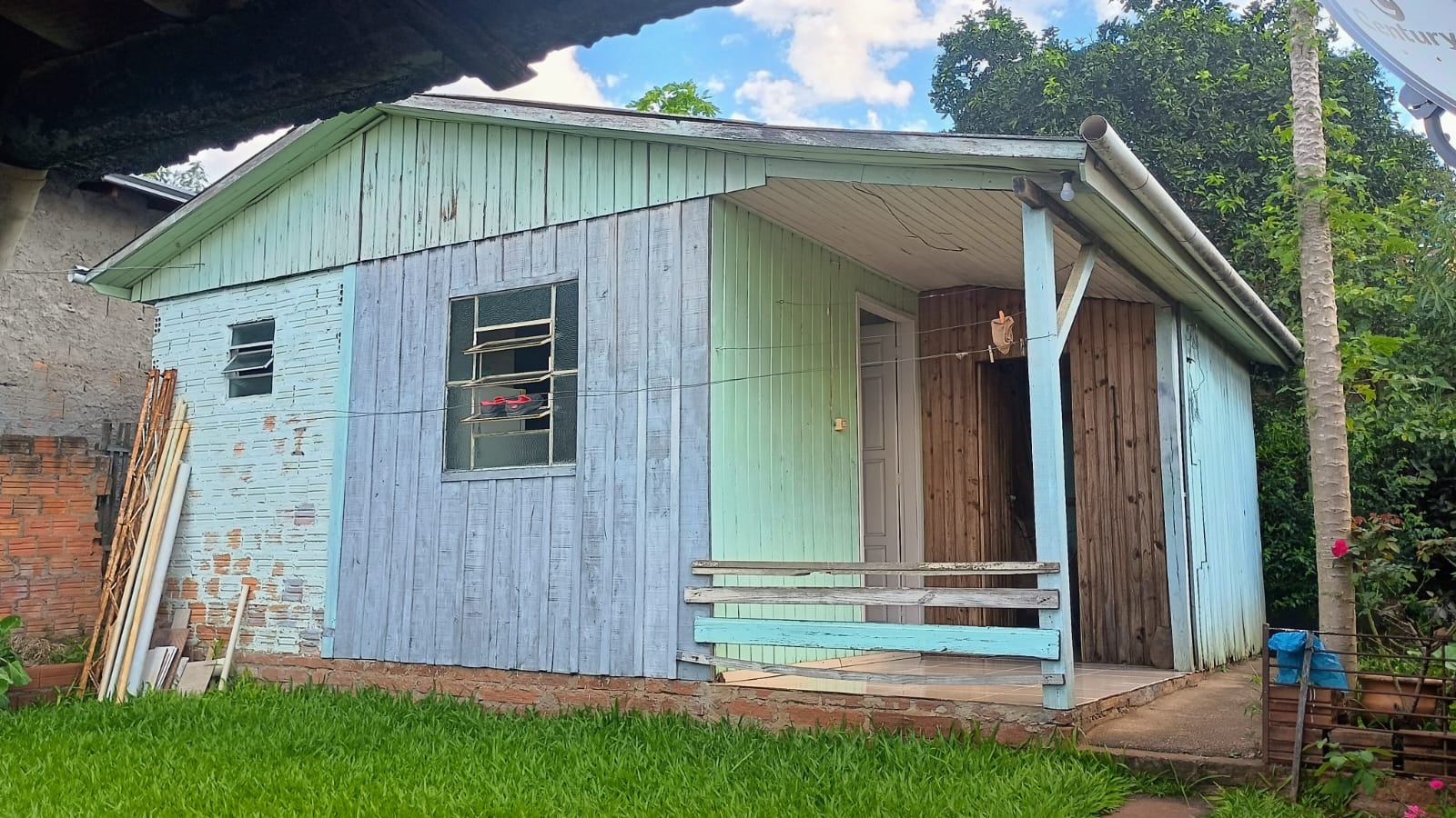 Terreno com duas casas em São Sebastião do Caí