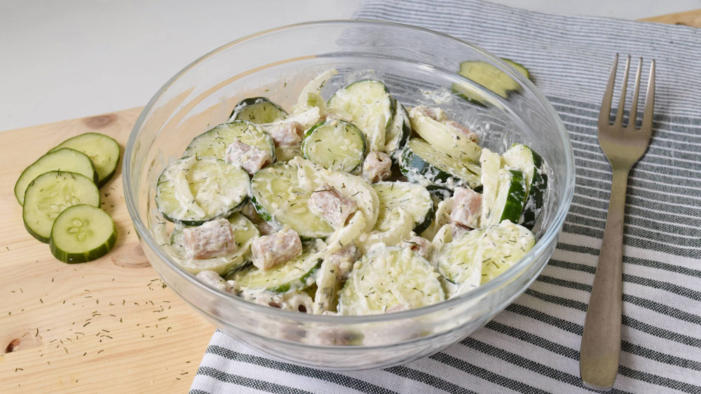 Salata od krastavaca s tjesteninom