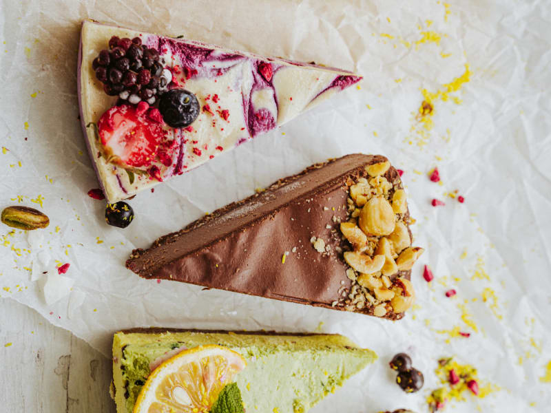 Custom product — Assorted boxes — raw vegan, gluten-free, dairy-free, no refined sugar — Delicii Sănătoase Cluj
