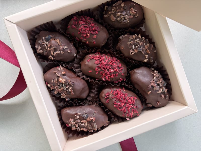 Cutia Răsfăț — Cutii asortate — raw vegan, fără gluten, fără lactoză, fără zahăr rafinat — Delicii Sănătoase Cluj