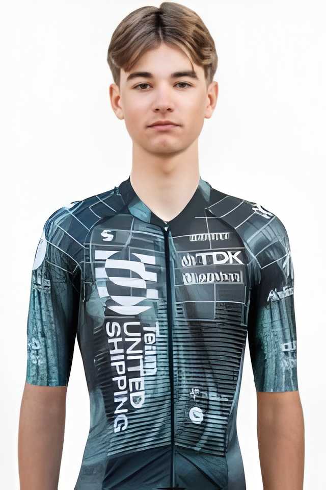 Szabolcs Csáki | TOUR