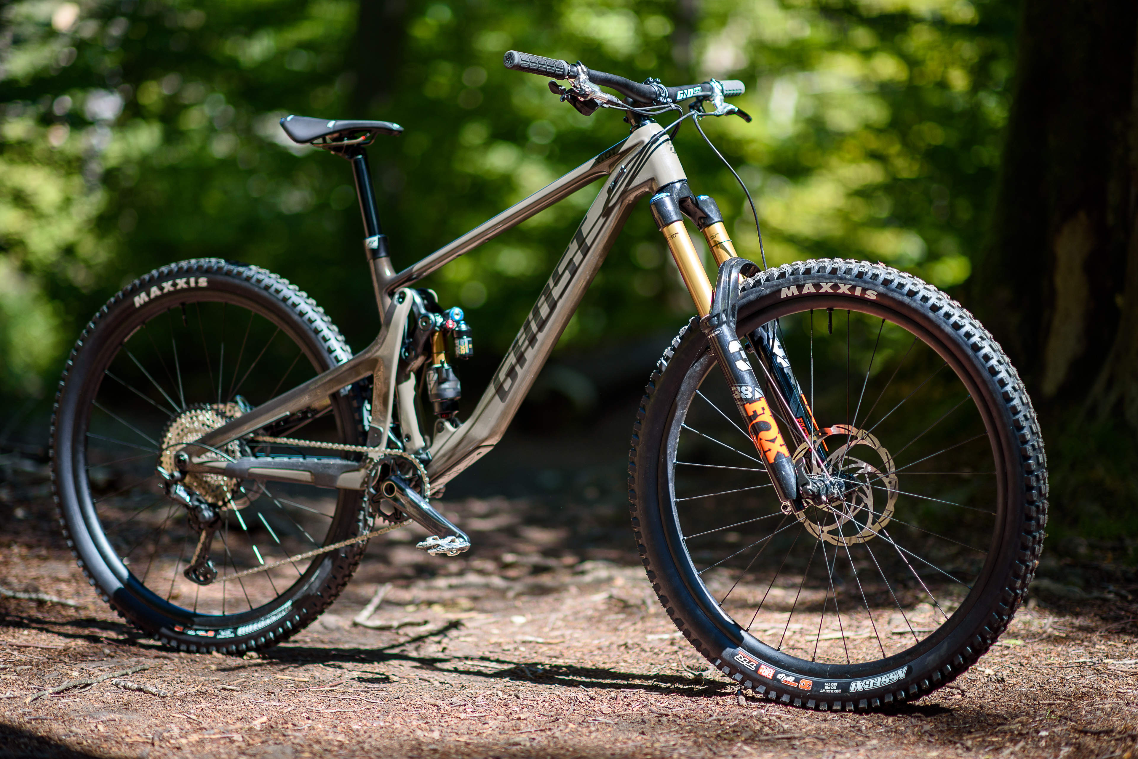 Ghost Riot CF - the carbon double feature | BIKE
