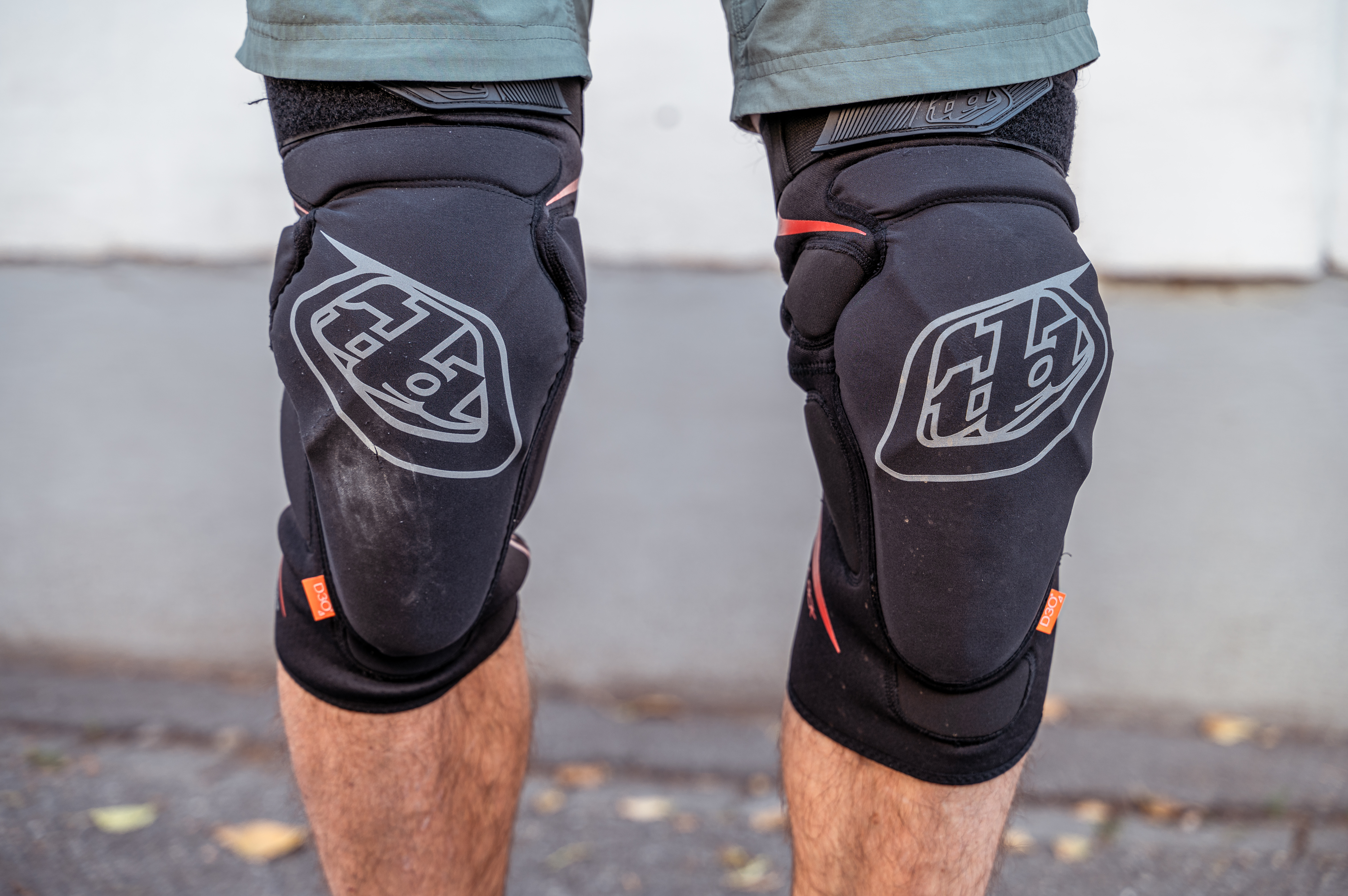 Test knee pads: Troy Lee Designs Raid Knee - 1st choice of many DH