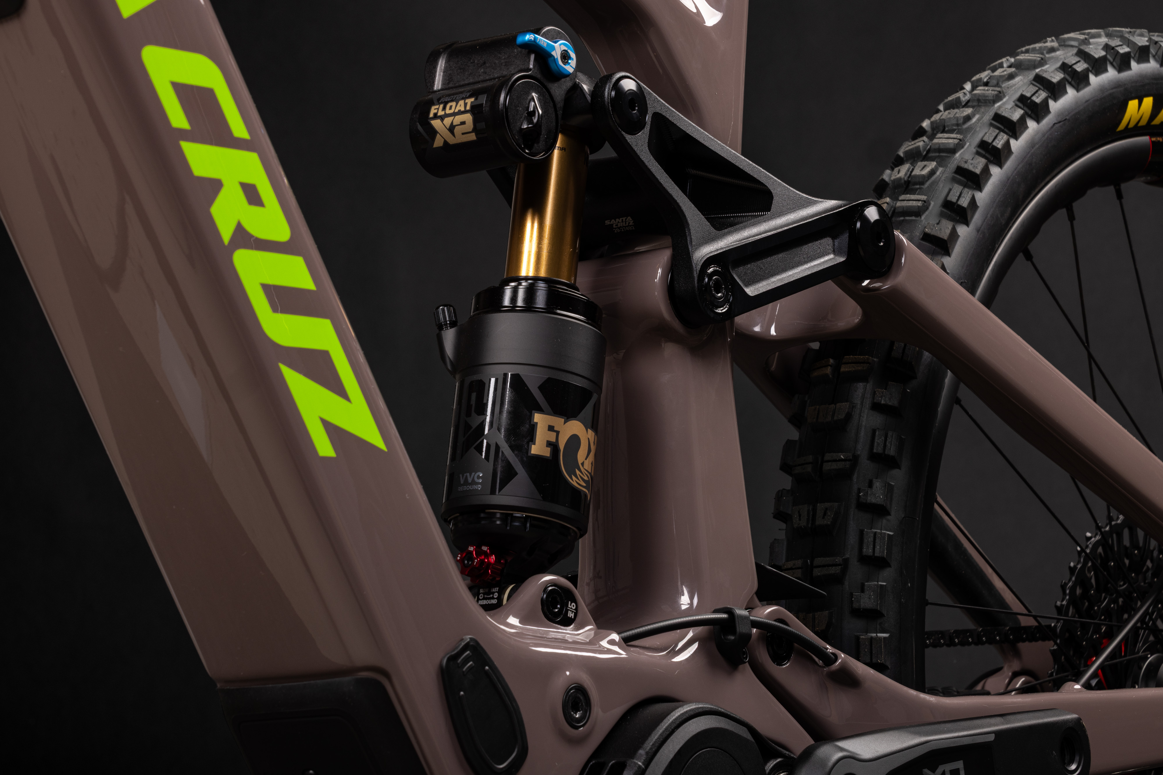 Santa Cruz Bullit 2026: Fox fork update & new colours | BIKE
