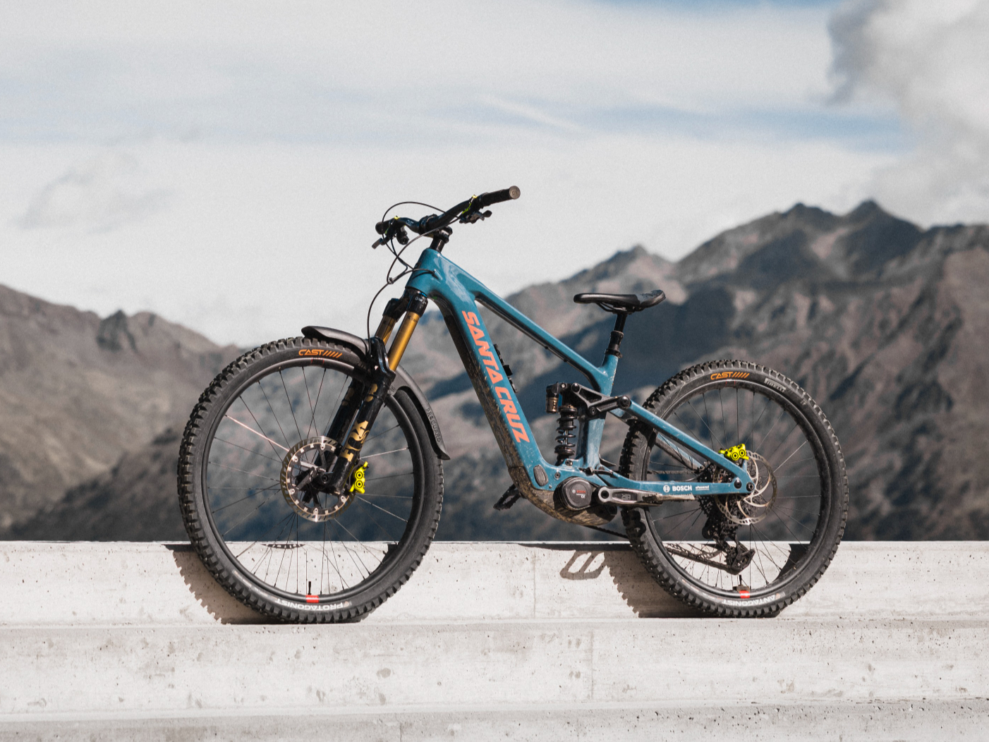 Santa Cruz Vala: Danny MacAskill explains his magic bike | BIKE