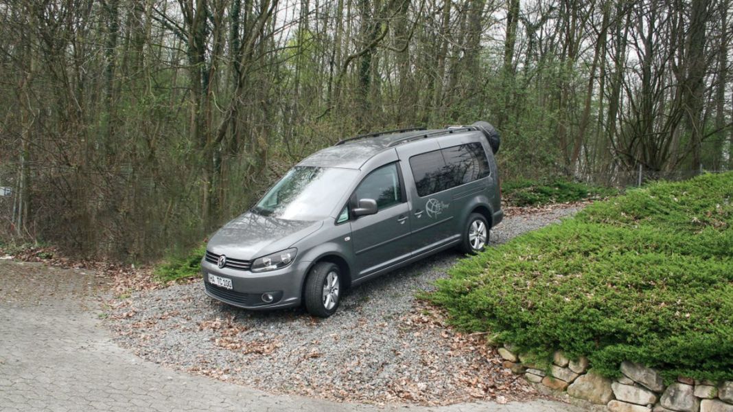 Volkswagen Caddy Maxi Crew Bus