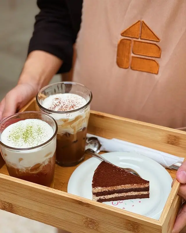 Le Petit - Bakery & Tea Room