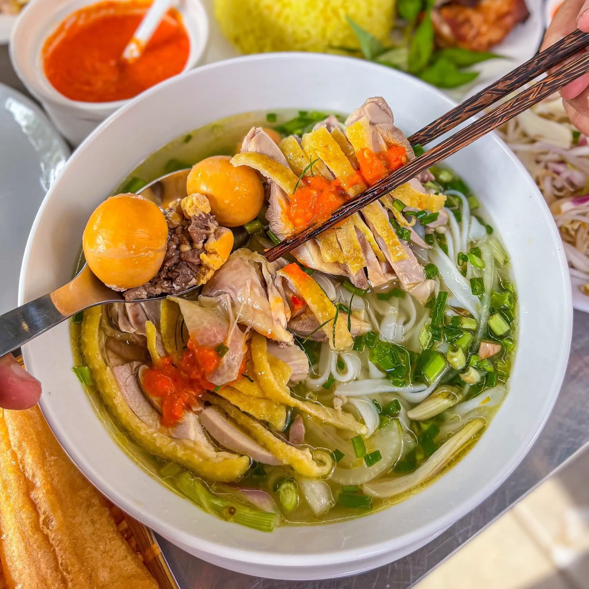 Phở Thố Đá Chấm Q3