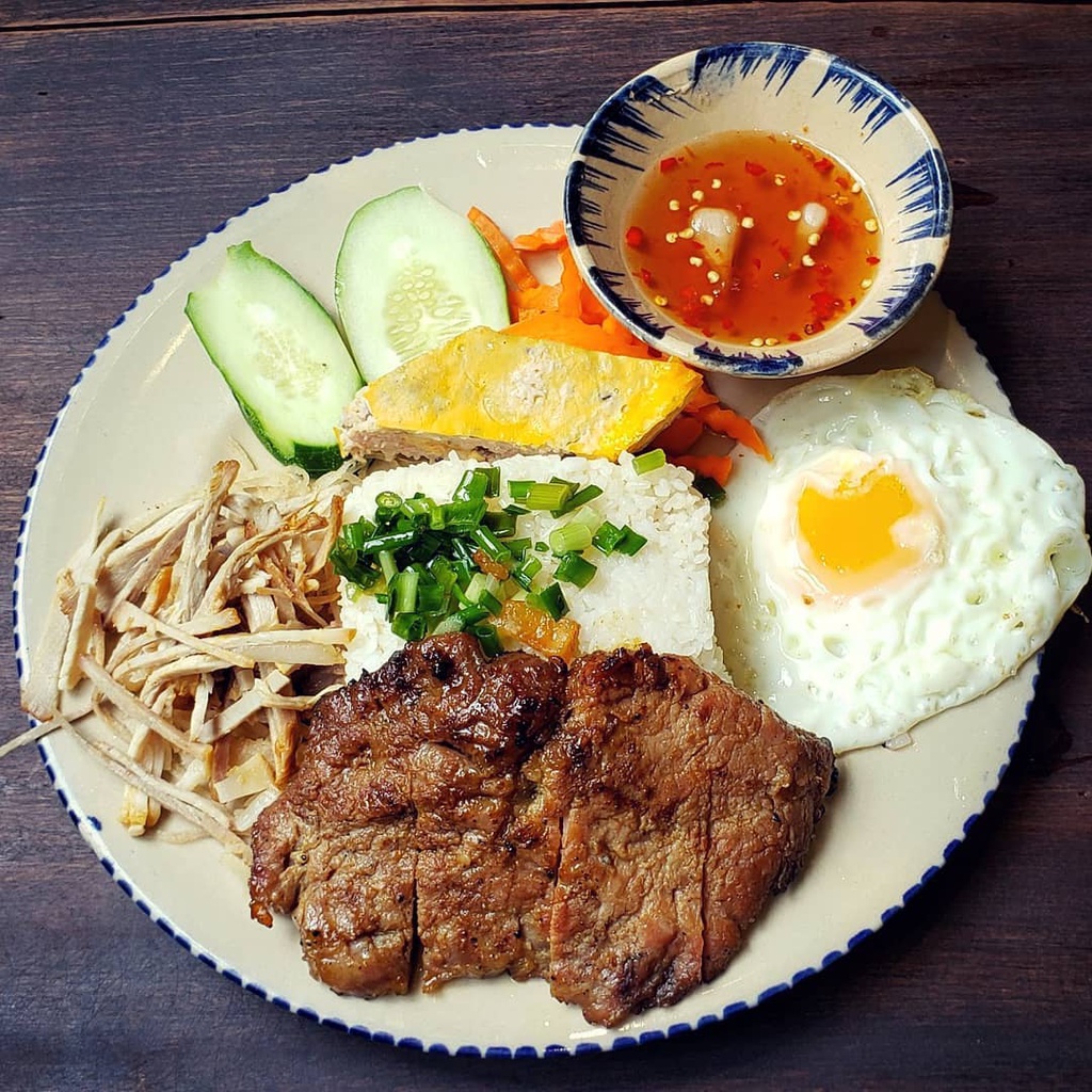 Cơm Tấm Sườn Đào Q3