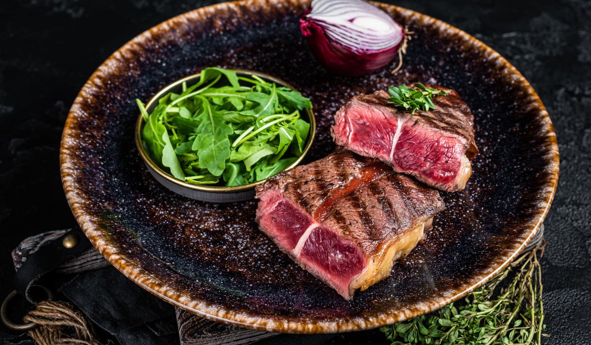 Le Monde Steak Phú Nhuận