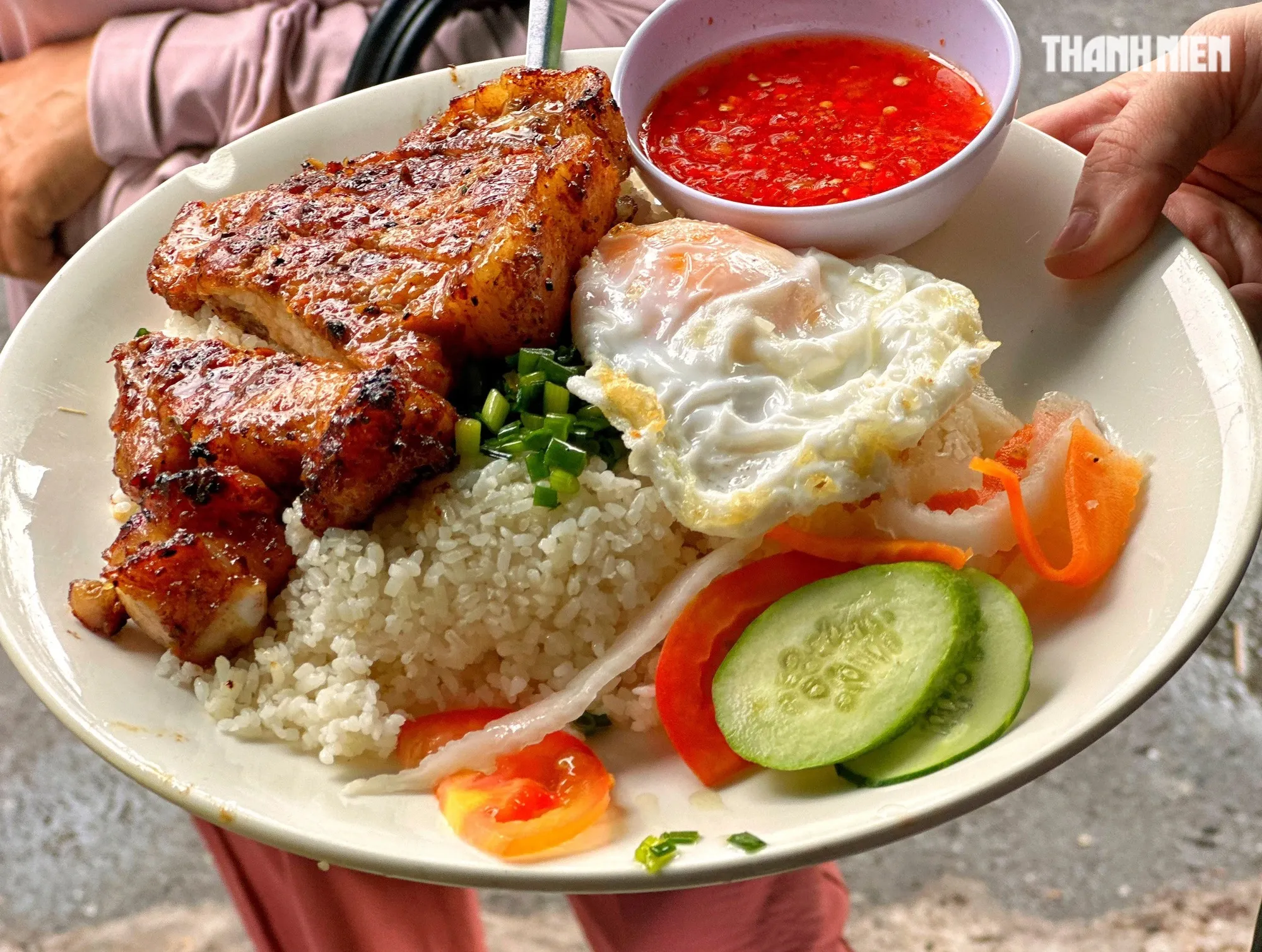 Cơm Tấm Đêm Sườn Mỡ Q5