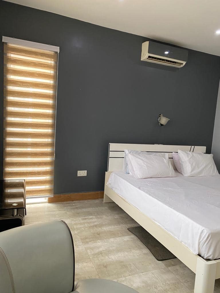 Furnished 3 bedrooms house in Lakeside For Sale at Lakeside Blavior